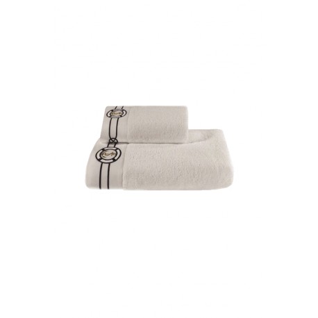 Měkké a vysoce absorbční ručníky z kolekce SOFT COTTON, s výšivkou ve stylu VERS
